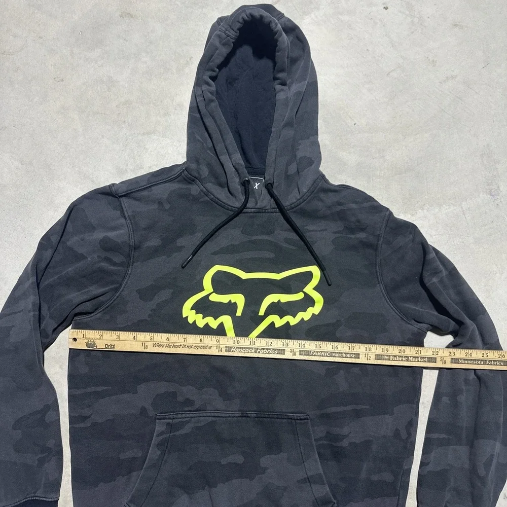 Y2K Fox Racing Sweater Men's M Gray Camo Graphic Logo Motorcross Racing Hoodie